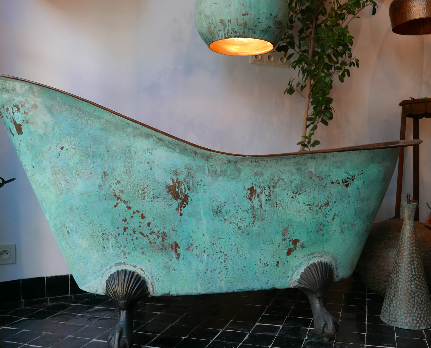 Copper oxidized Bathub